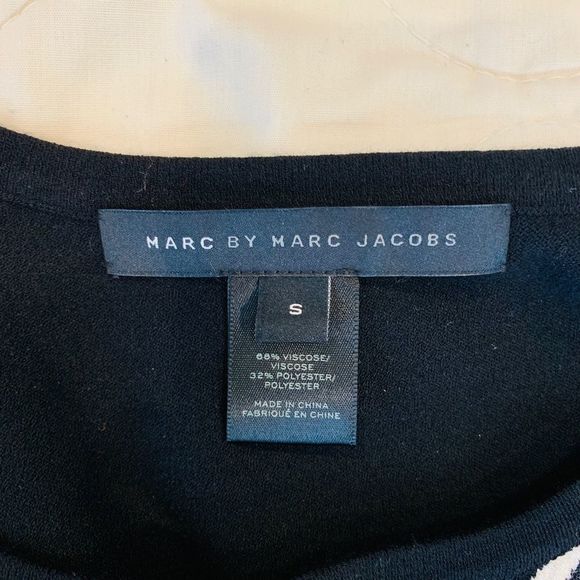 MARC BY MARC JACOBS BLACK AND WHITE TOP - Picture 4 of 4